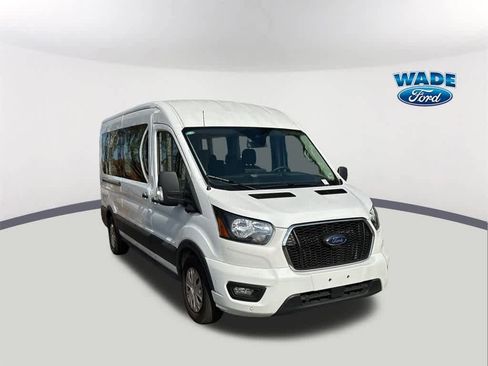 Used 2023 Ford Transit 350 XLT image 3