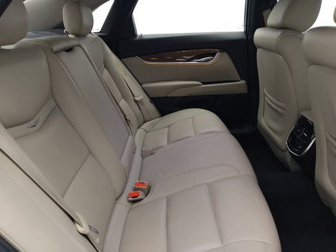 Used 2018 Cadillac XTS Luxury FWD image 19