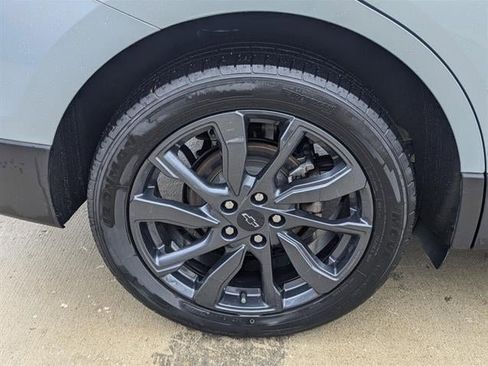 Used 2022 Chevrolet Equinox RS image 19