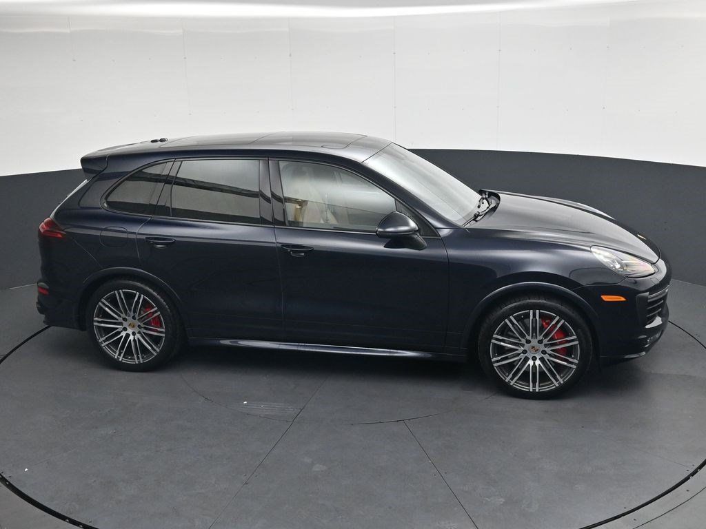 Used 2016 Porsche Cayenne GTS AWD/4WD image 22
