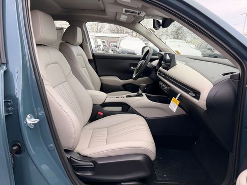 New 2026 Honda HR-V EX-L image 16