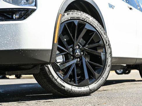 New 2025 Mitsubishi Outlander SEL Black Edition image 6