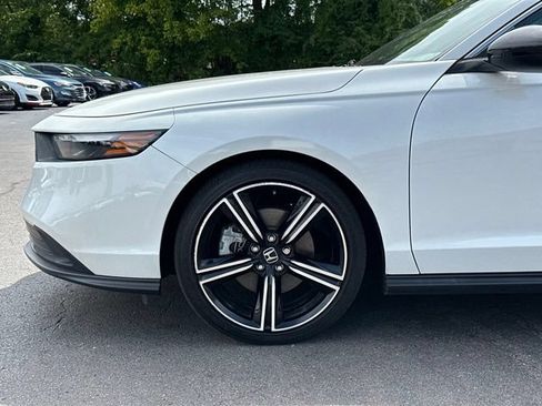 Used 2023 Honda Accord Sport image 14