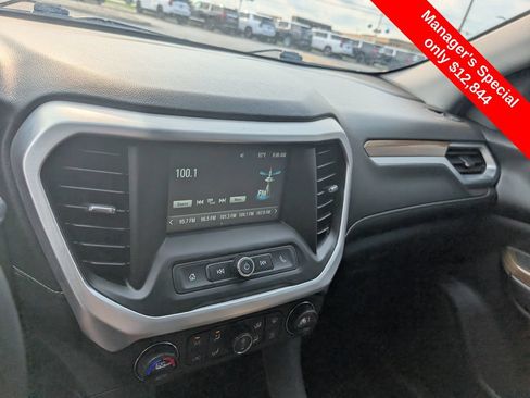 Used 2018 GMC Acadia SLE AWD/4WD image 19