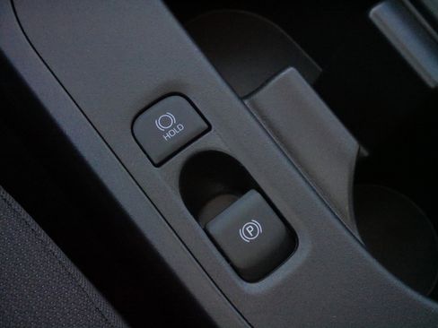 Certified 2026 Toyota Corolla LE image 28