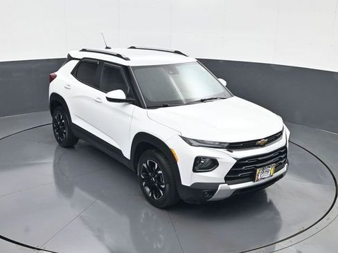 Used 2022 Chevrolet TrailBlazer LT w/ Convenience Package AWD/4WD image 15