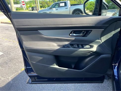 New 2025 Nissan Murano SL w/ Cargo Package AWD/4WD image 21