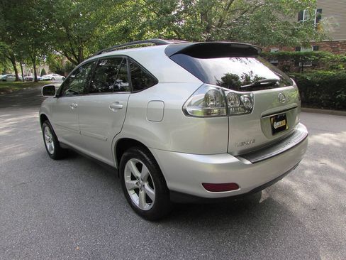 Used 2004 Lexus RX 330 AWD w/ Premium Plus Pkg image 3