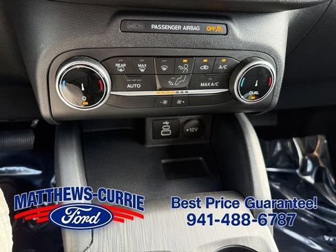 Used 2025 Ford Escape ST-Line AWD/4WD image 18