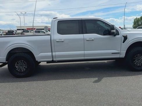Used 2025 Ford F150 Platinum w/ Equipment Group 702A High AWD/4WD image 9