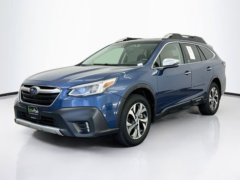 Used 2020 Subaru Outback Touring XT AWD/4WD image 3