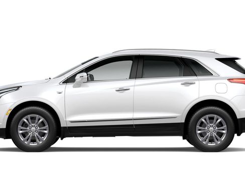 New 2026 Cadillac XT5 Luxury image 3