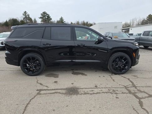 New 2026 Chevrolet Traverse RS w/ LPO, Floor Liner Package image 6