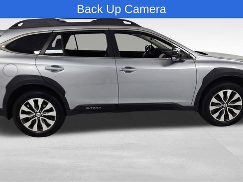 Used 2023 Subaru Outback Limited AWD/4WD image 2