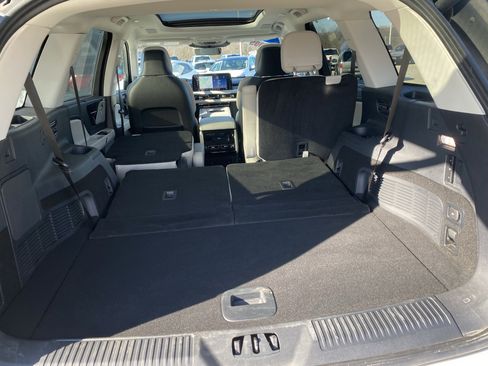 Used 2025 Lincoln Aviator Reserve w/ Equipment Group 201A image 11