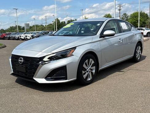 Certified 2023 Nissan Altima 2.5 S FWD image 5