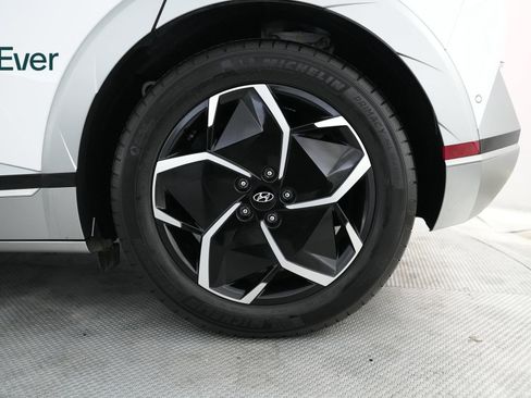 Used 2024 Hyundai Ioniq 5 Limited RWD image 8