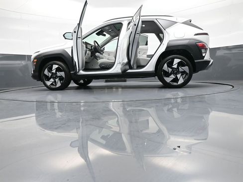Certified 2024 Hyundai Kona Limited AWD/4WD image 51
