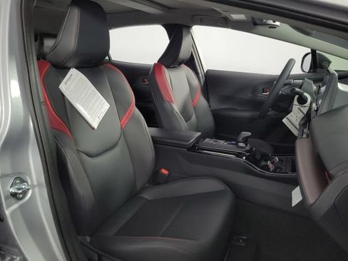 New 2026 Toyota Prius Plug-In Hybrid FWD image 2