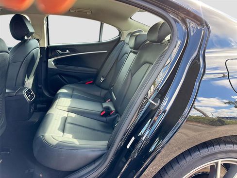 Used 2025 Genesis G70 2.5T RWD image 24