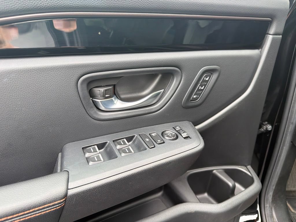 Certified 2025 Honda Pilot TrailSport image 28