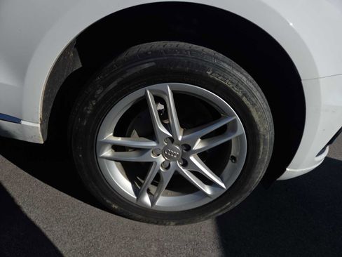 Used 2015 Audi Q5 2.0T Premium Plus w/ Technology Package image 2