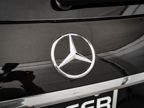 Certified 2025 Mercedes-Benz GLE 450 GLE 450 w/ AMG Line Exterior image 18