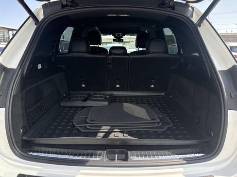 Used 2020 Mercedes-Benz GLE 350 4MATIC image 11