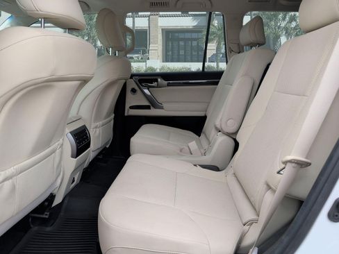 Certified 2023 Lexus GX 460 Premium AWD/4WD image 24