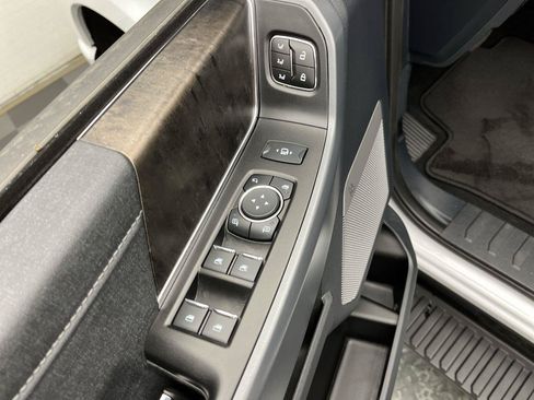 Used 2023 Ford F350 Lariat w/ Sport Appearance Package AWD/4WD image 11