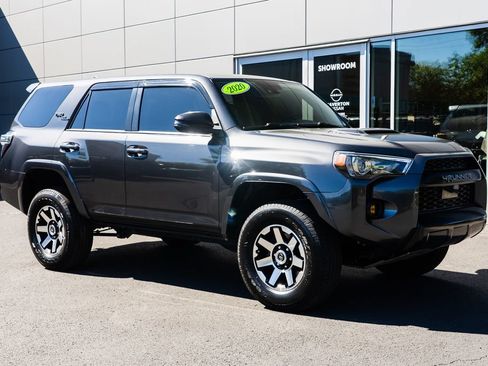 Used 2020 Toyota 4Runner TRD Off-Road Premium w/ Moonroof Package AWD/4WD image 1
