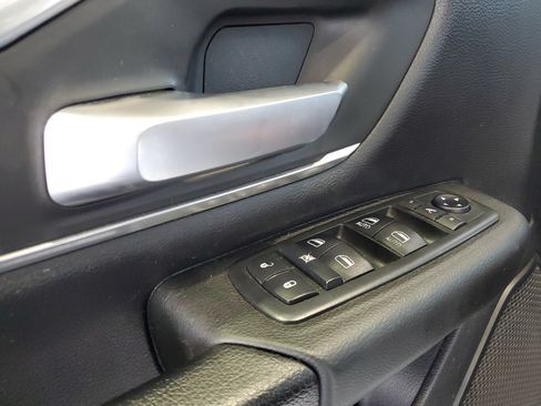 Used 2019 RAM 1500 Big Horn AWD/4WD image 15