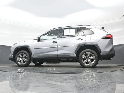 Used 2024 Toyota RAV4 XLE image 29