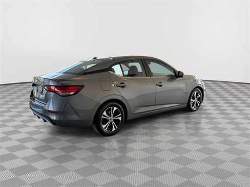 Used 2022 Nissan Sentra SV image 12