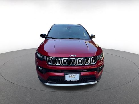 Used 2025 Jeep Compass Limited AWD/4WD image 3