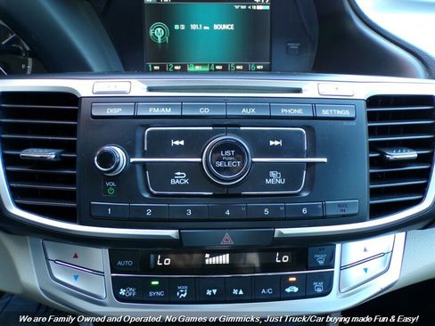 Used 2015 Honda Accord LX image 36