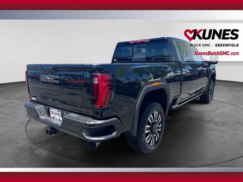 New 2026 GMC Sierra 2500 Denali Ultimate w/ LPO, Black Badging Package AWD/4WD image 3
