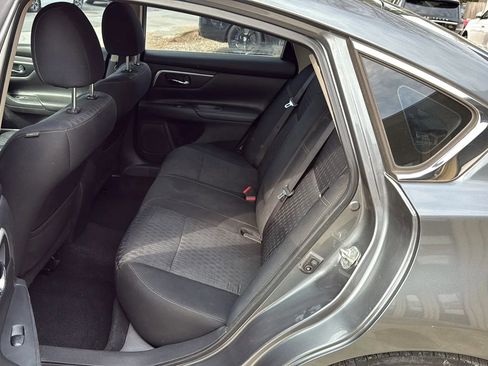 Used 2018 Nissan Altima 2.5 SV image 15