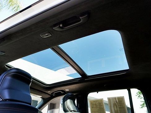 Certified 2024 Jeep Grand Cherokee Summit AWD/4WD image 17