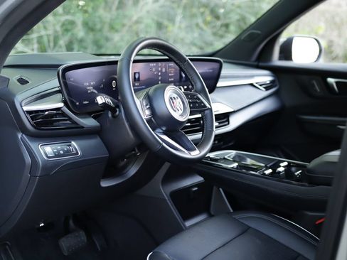 Used 2025 Buick Enclave Preferred w/ Power Package AWD/4WD image 9