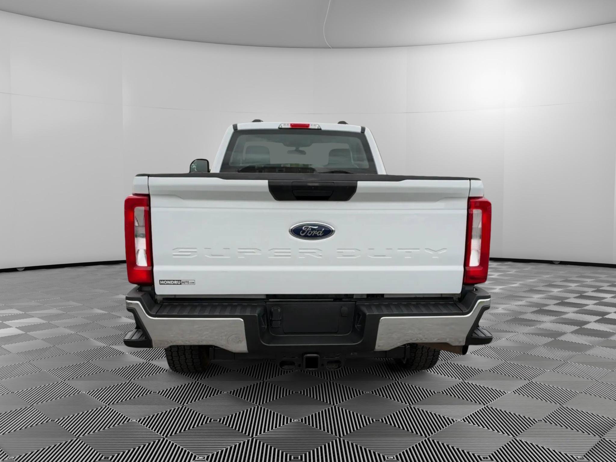 Used 2024 Ford F250 XL w/ XL Off-Road Package AWD/4WD image 8