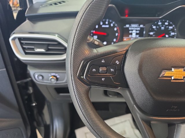 Used 2023 Chevrolet TrailBlazer LS FWD image 18