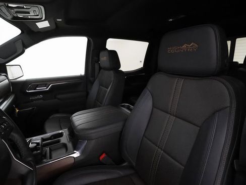 Used 2024 Chevrolet Silverado 1500 High Country w/ Technology Package image 11