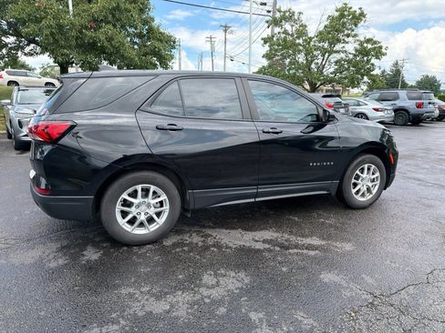 Used 2024 Chevrolet Equinox LS FWD image 34