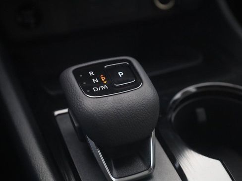 New 2026 Nissan Rogue SV AWD/4WD image 19