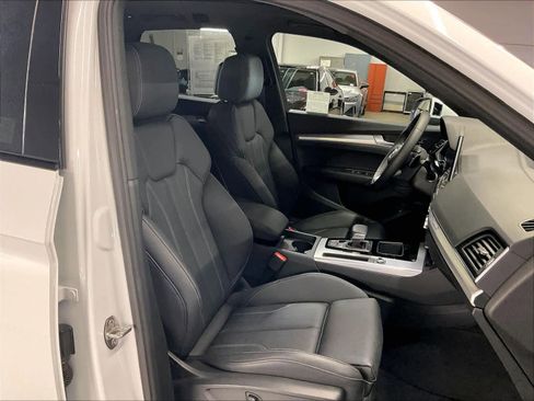 Used 2025 Audi Q5 2.0T Premium w/ Convenience Plus Package image 10