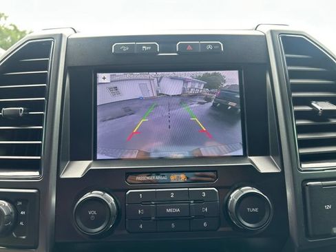 Used 2019 Ford F150 XLT w/ Equipment Group 302A Luxury AWD/4WD image 20