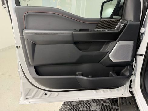 Used 2025 Ford F150 Raptor AWD/4WD image 14