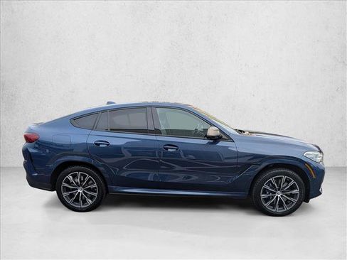 Used 2022 BMW X6 M50i w/ Executive Package image 4