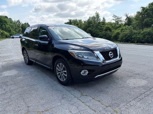 Used 2015 Nissan Pathfinder SV w/ Cargo Package AWD/4WD image 7